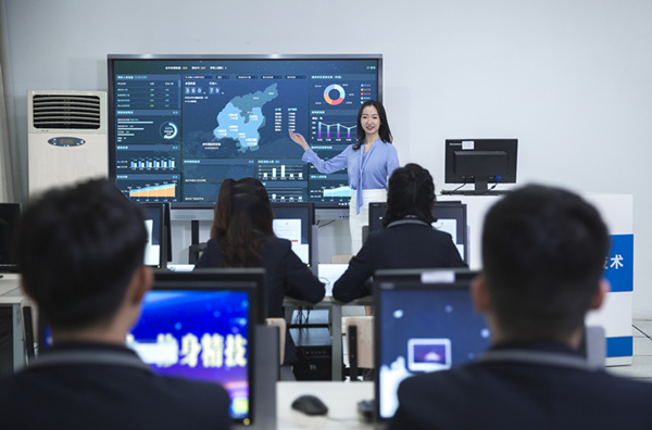 1757560667760457.jpg 1573806083728441.jpg